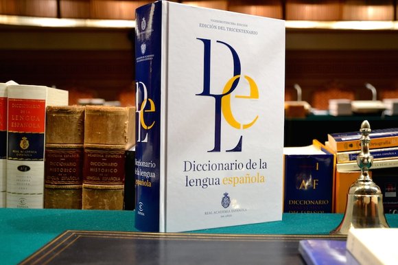 nueva edición del Diccionario de la lengua española foto tomada de Internet