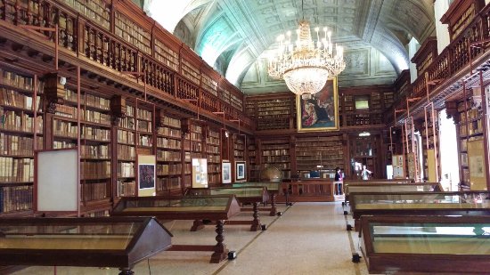 Biblioteca Nacional Braidense. Foto tomnada de Internet